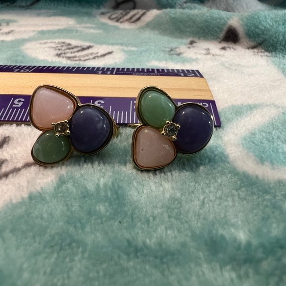 Vintage gold clip-on earrings lot - 9 pairs - Picture 2 of 9